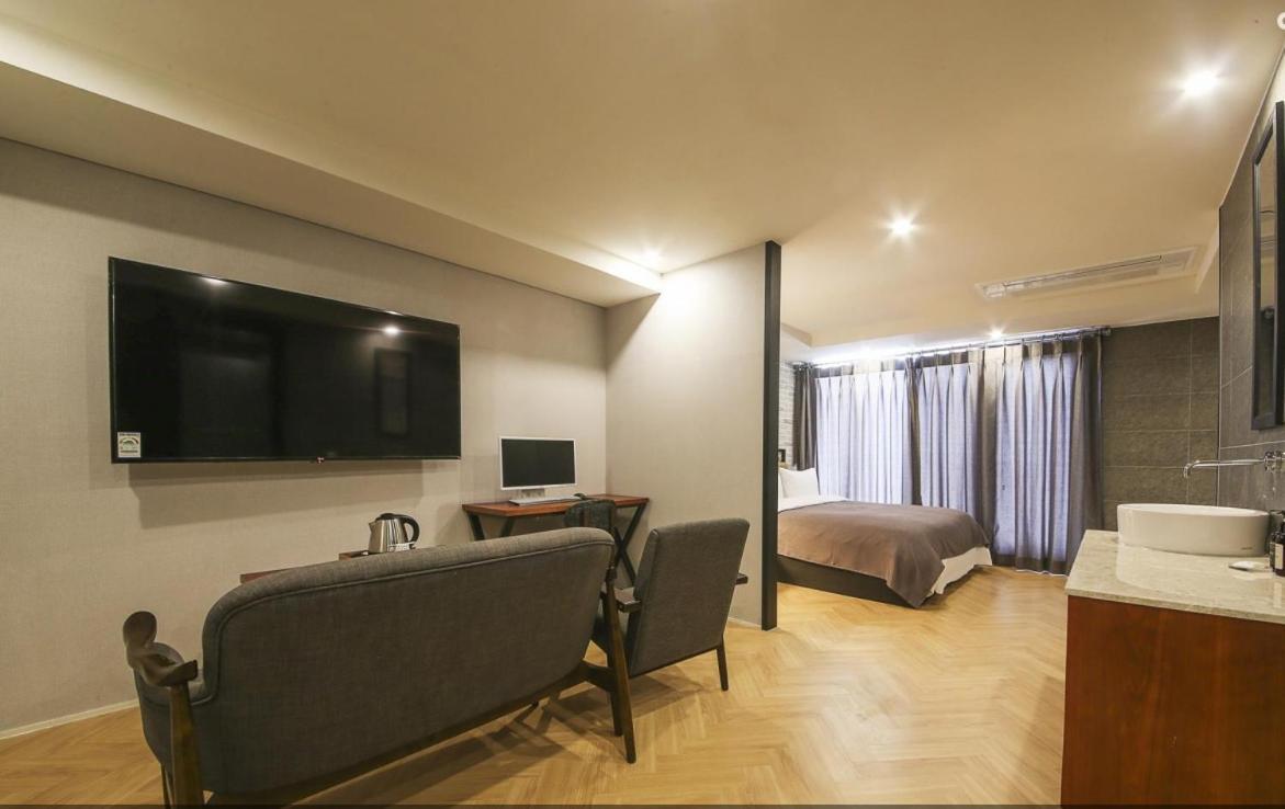 Brown Dot Hotel Gwangan Beach Busan Buitenkant foto